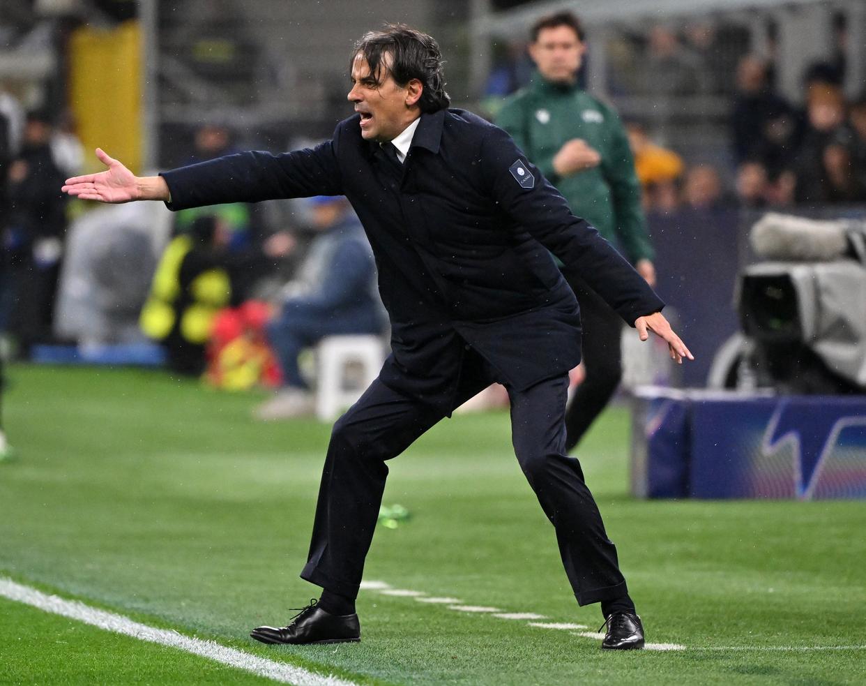 国际米兰势不可挡，晋级欧冠半决赛