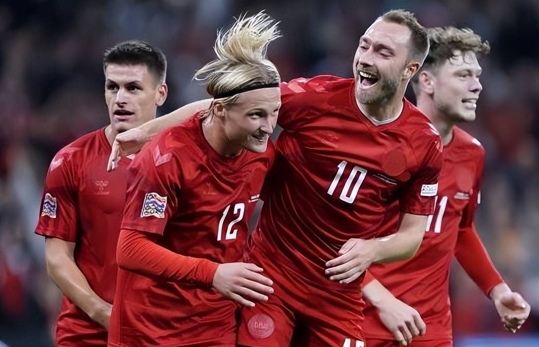 包含丹麦队在欧预赛中逐渐崭露头角,队形稳定的词条 包含丹麦队在欧预赛中逐渐崭露头角,队形稳定的词条