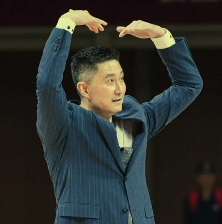 杏彩体育官网入口-关于广东宏远本土球员表现抢眼，获得赞誉的信息