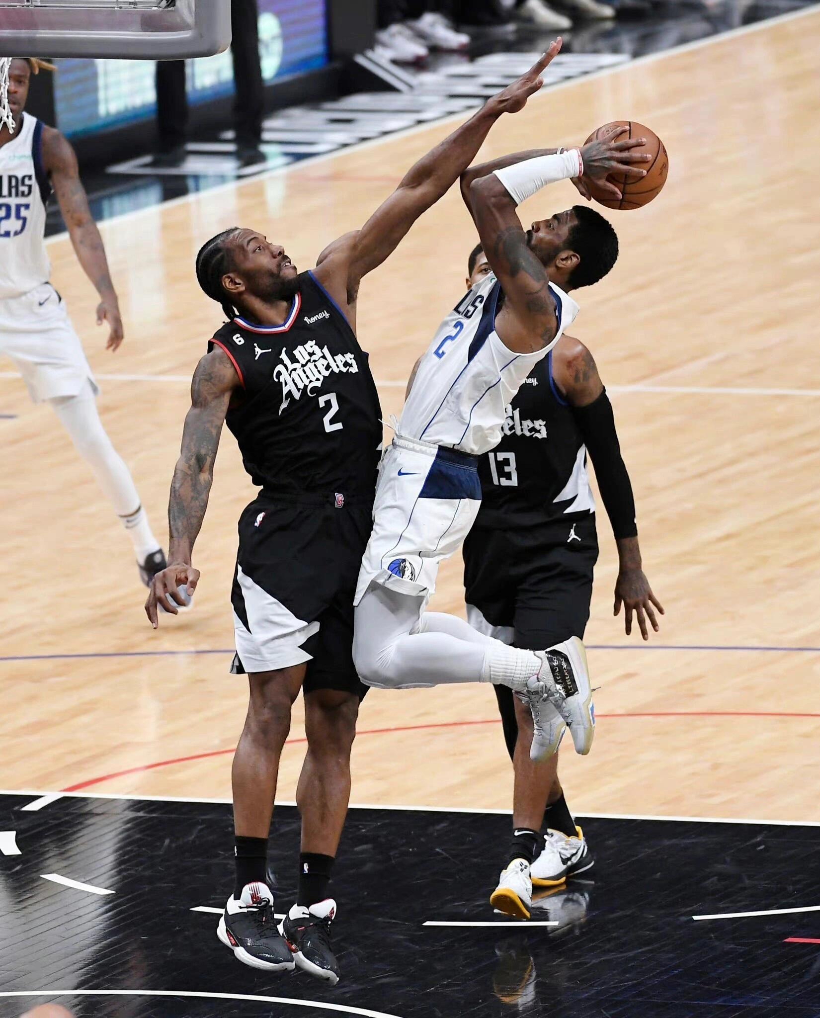 关于东契奇再砍三双,小牛队胜快船战胜的信息 关于东契奇再砍三双,小牛队胜快船战胜的信息