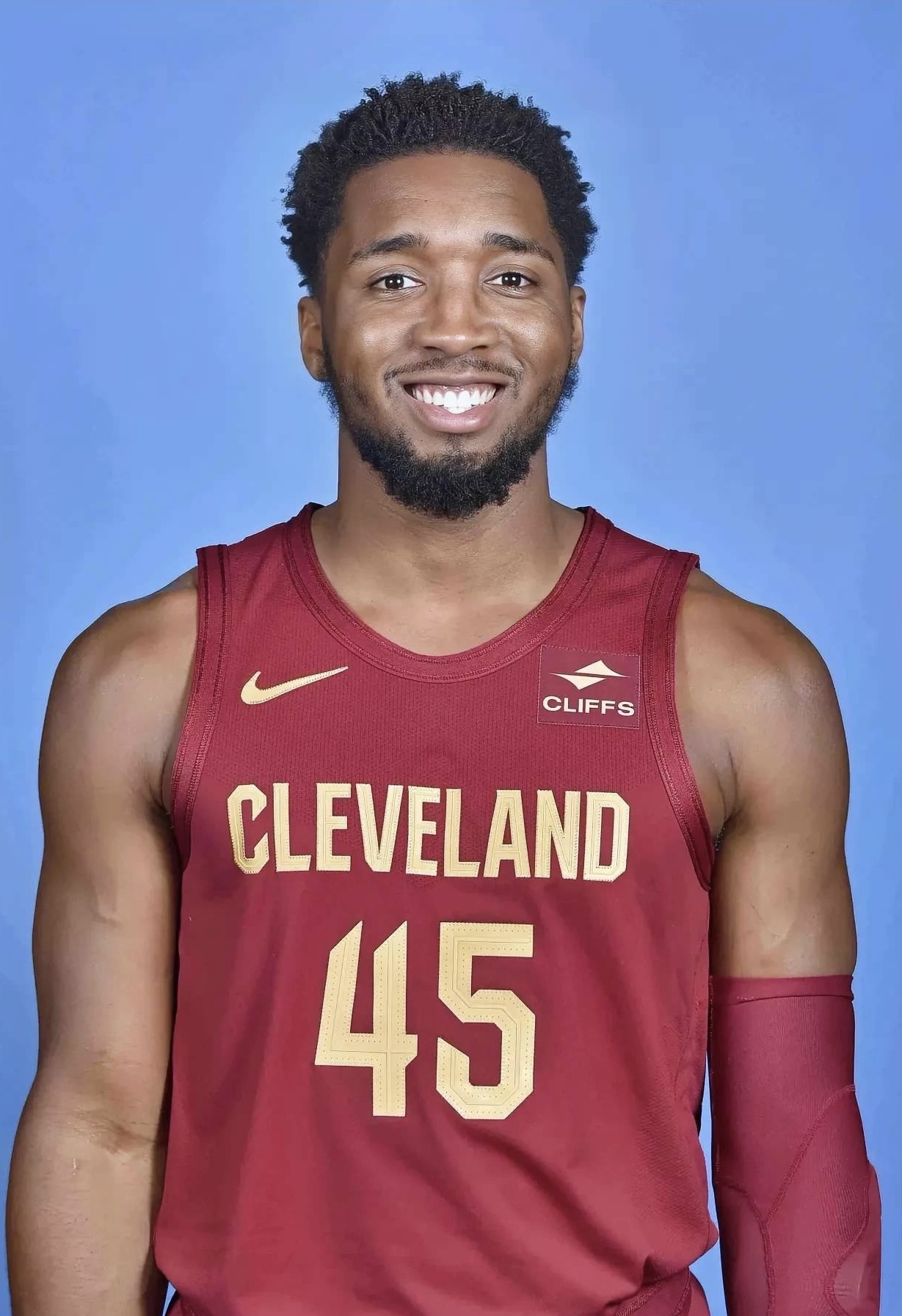 杏彩体育直播-猛龙核心表现出色，带领球队连胜的简单介绍