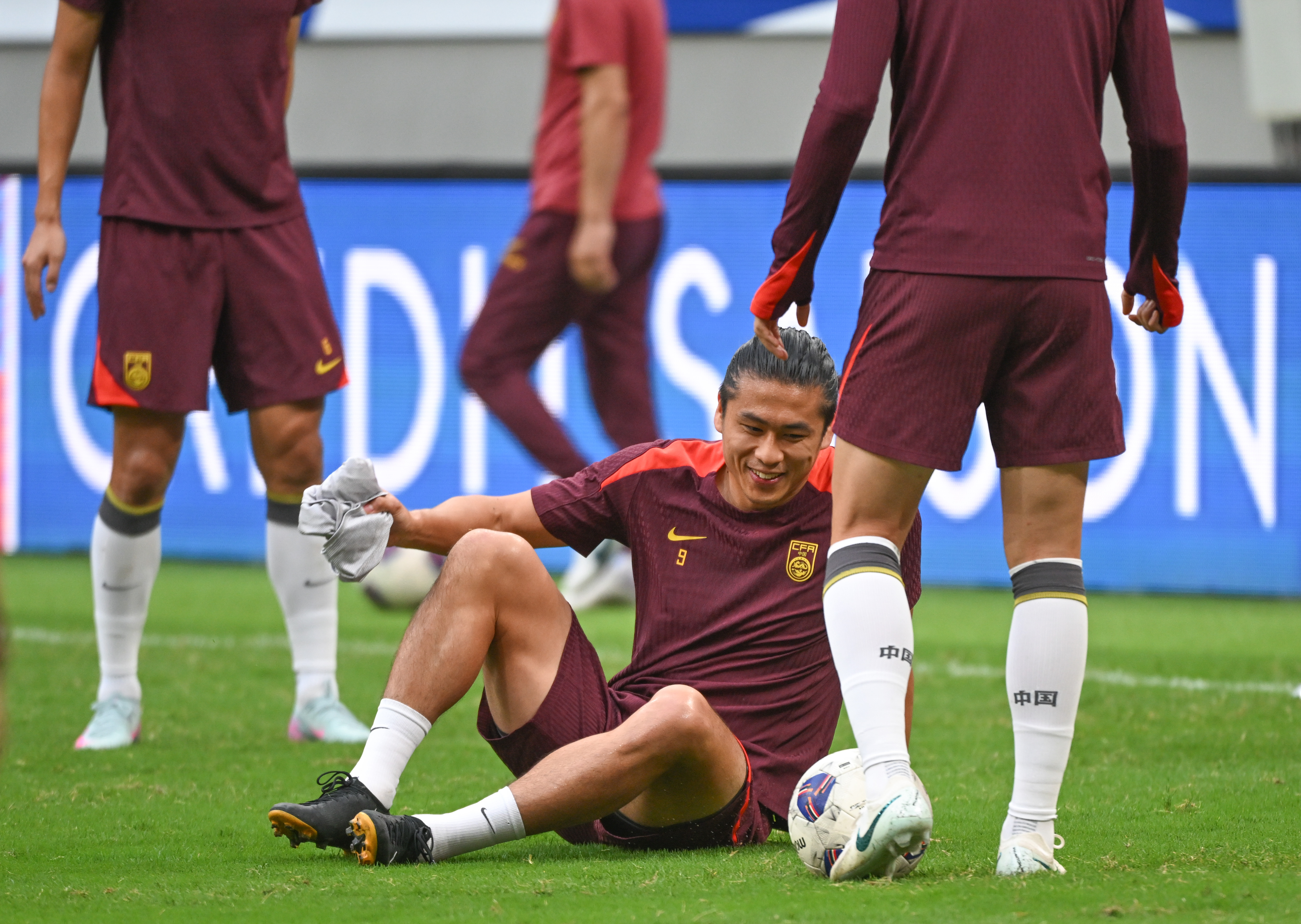 杏彩体育下载-新世代足球队员崭露头角，备受关注的简单介绍