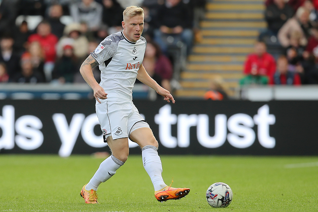 杏彩体育官方入口-关于斯旺西主场抢分，实力逐渐增强的信息