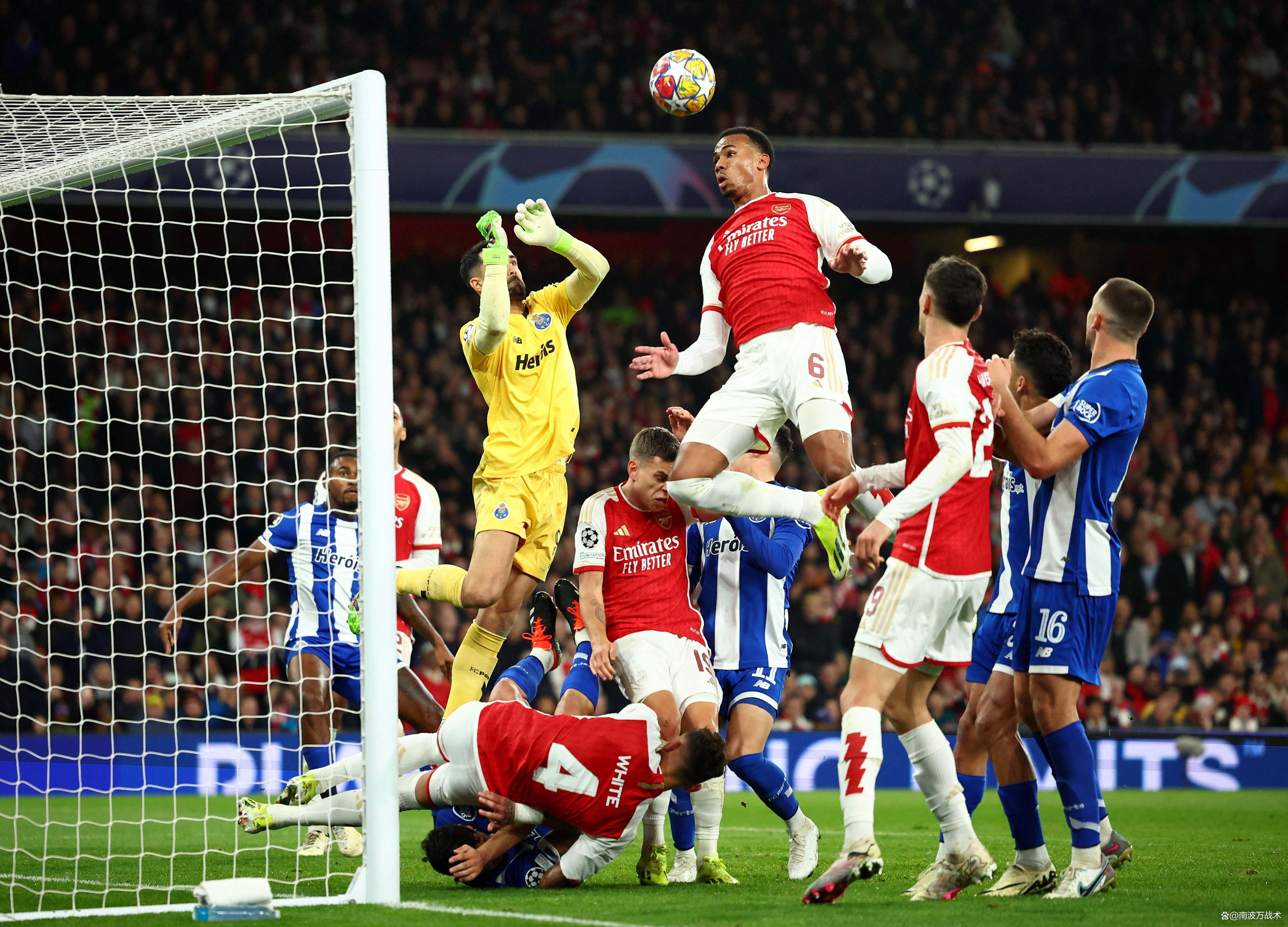 包含欧国联赛背水一战,双方实力碰撞十分激烈的词条 包含欧国联赛背水一战,双方实力碰撞十分激烈的词条