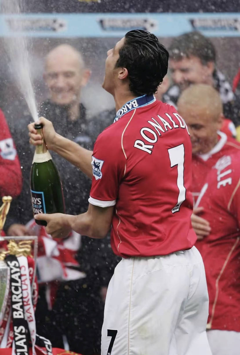 杏彩体育入口-出色的球员在比赛中成为焦点