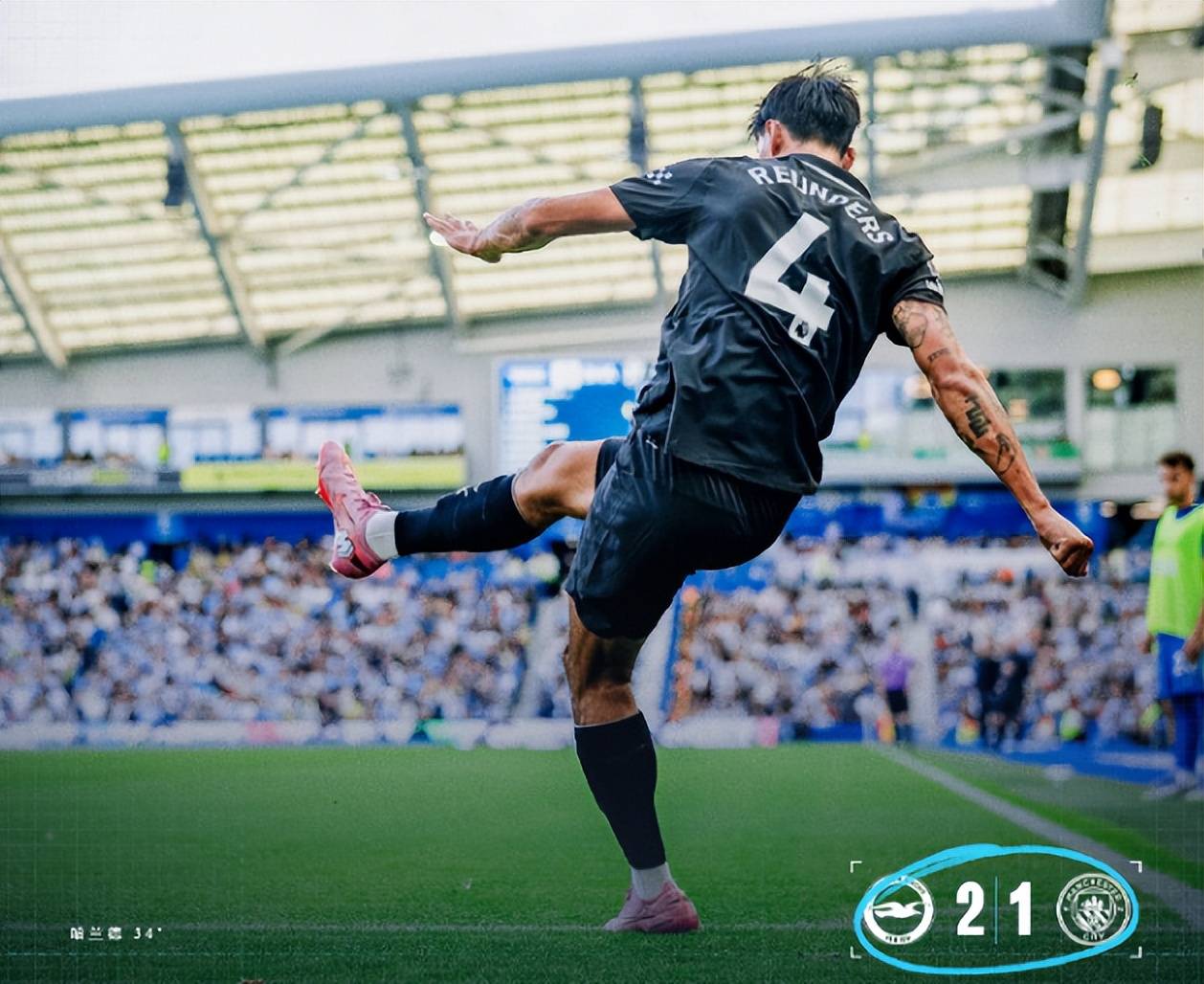 杏彩体育下载-曼城防守失误连连，遭到质疑