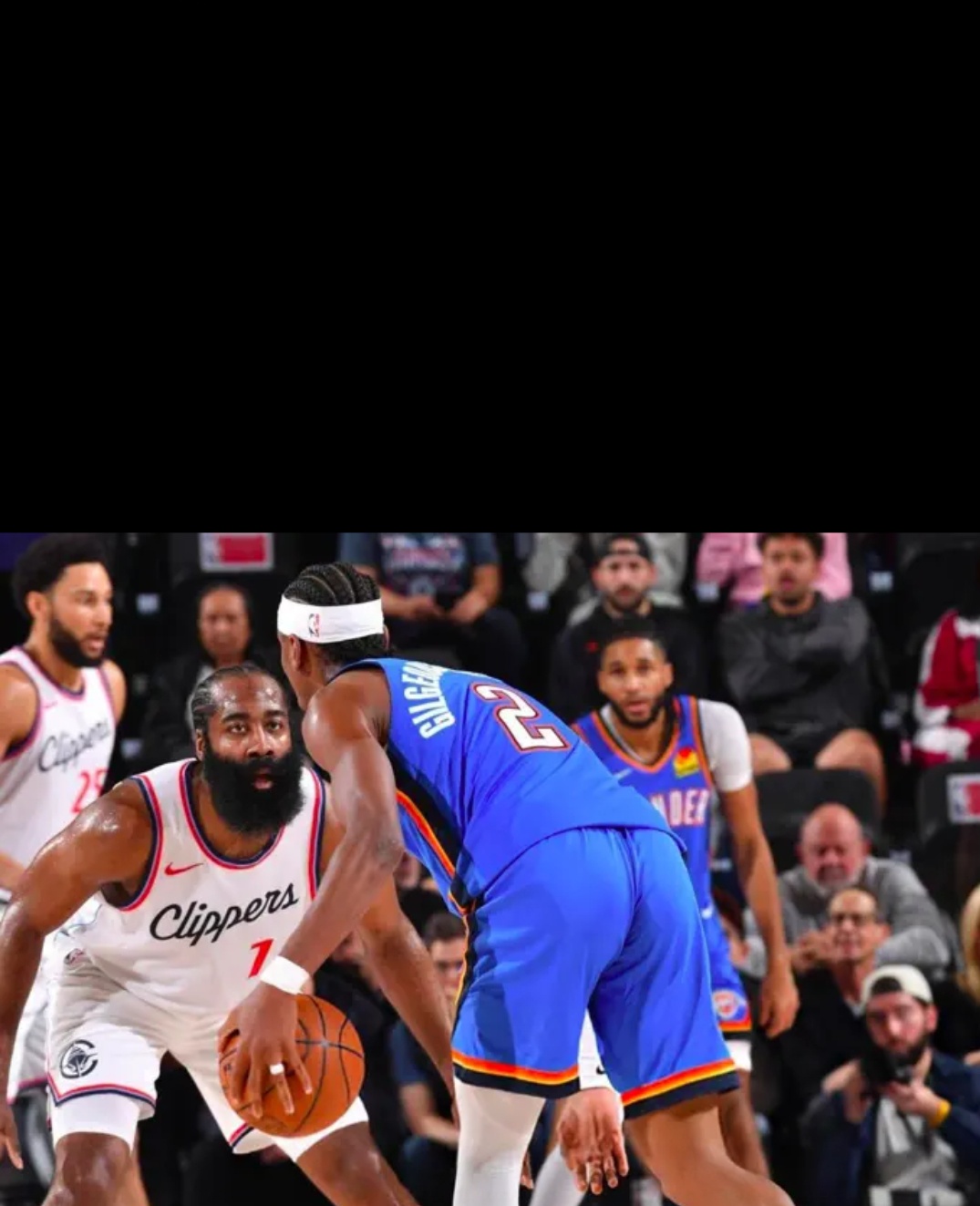 快船击败骑士，继续领先西部