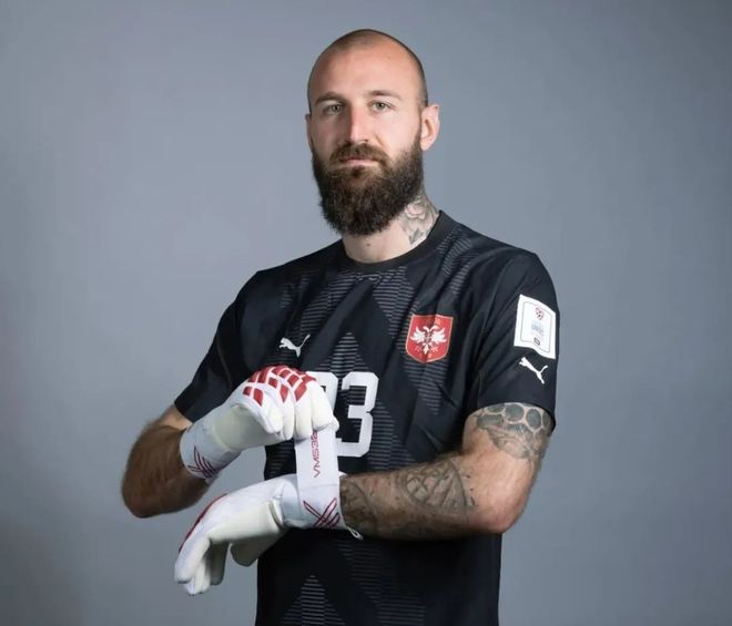 曼联球员万德桑成为广告代言人