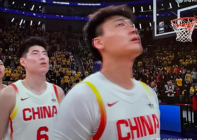 包含篮球经典之战再现，球员巅峰对决精彩纷呈的词条