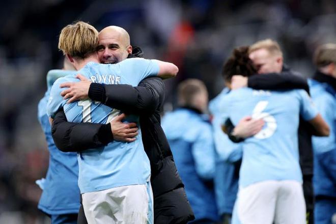 曼城轻松获胜,德布劳内两传一射助攻猎物 曼城轻松获胜,德布劳内两传一射助攻猎物